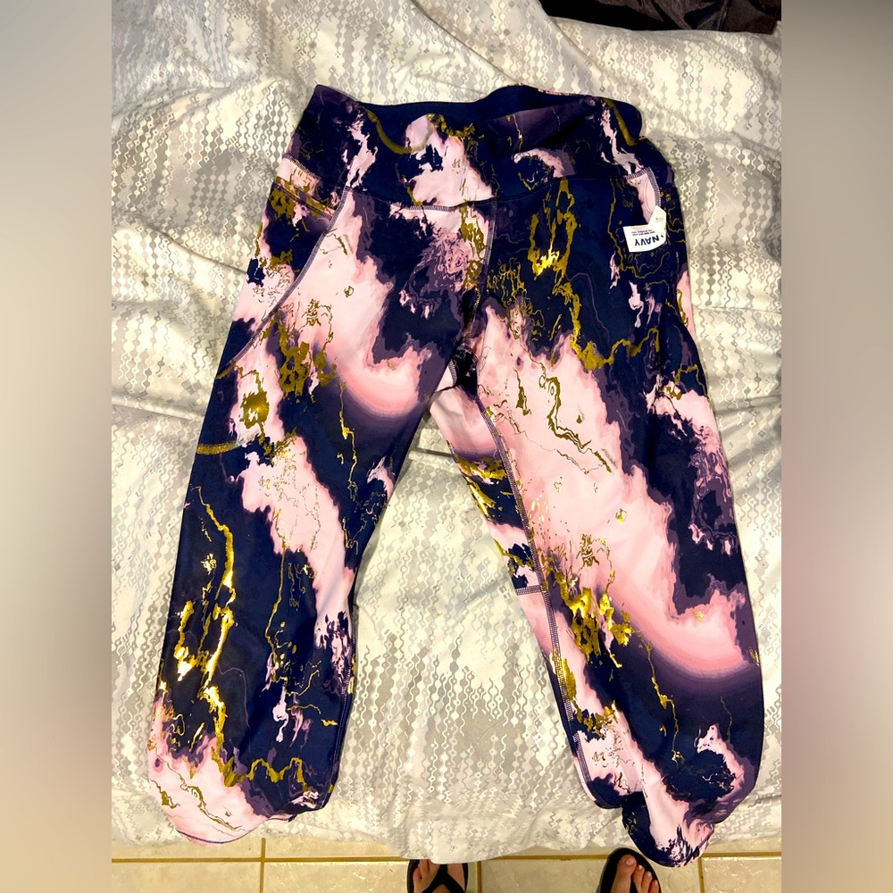 Brand new old navy leggings - size 2X - tags still attached.